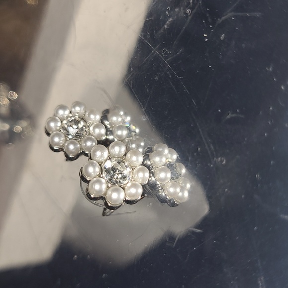 I am a beautiful princess earrings - Picture 2 of 2